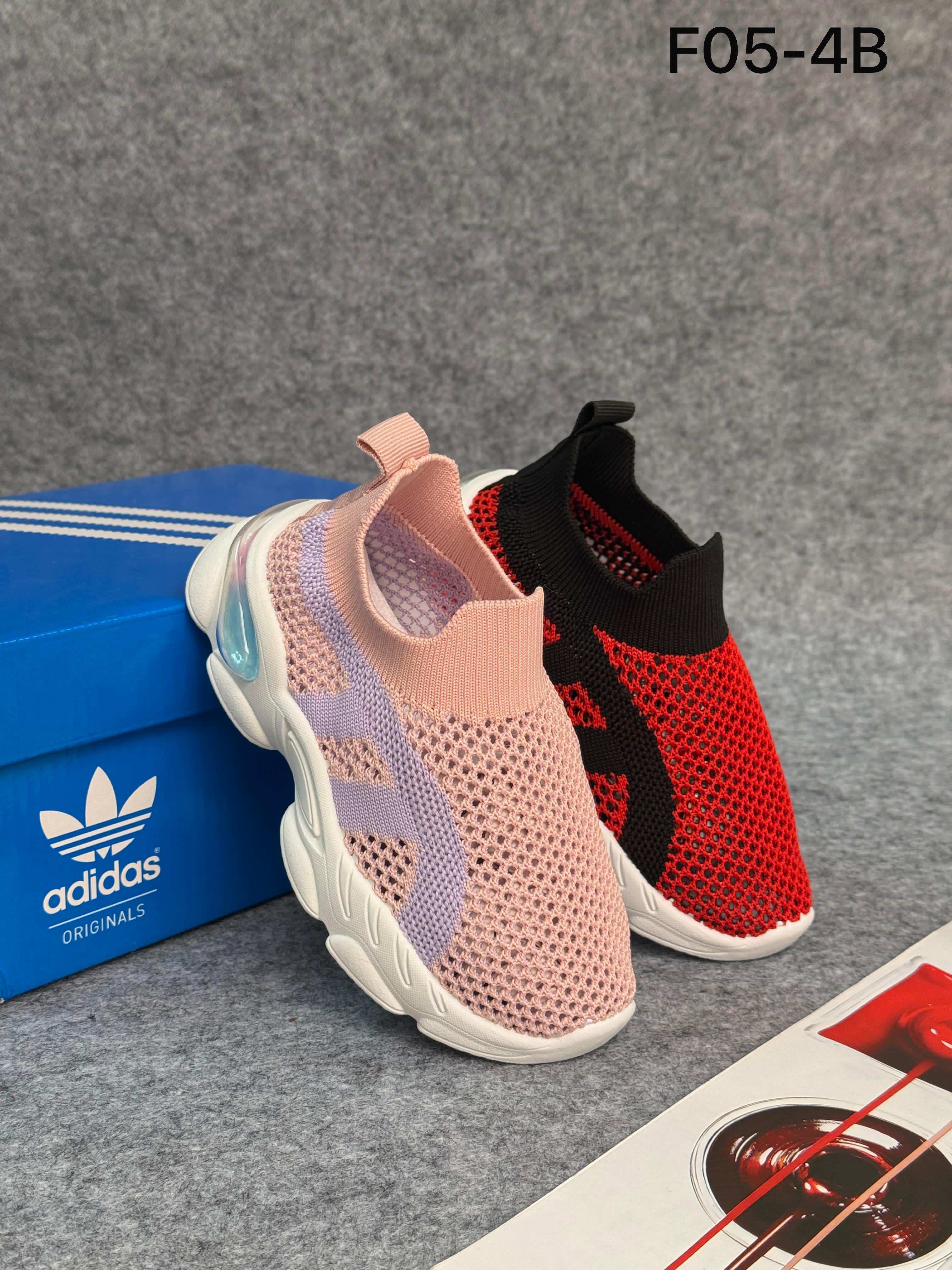 фото весенние кроссовки для девочек оптом