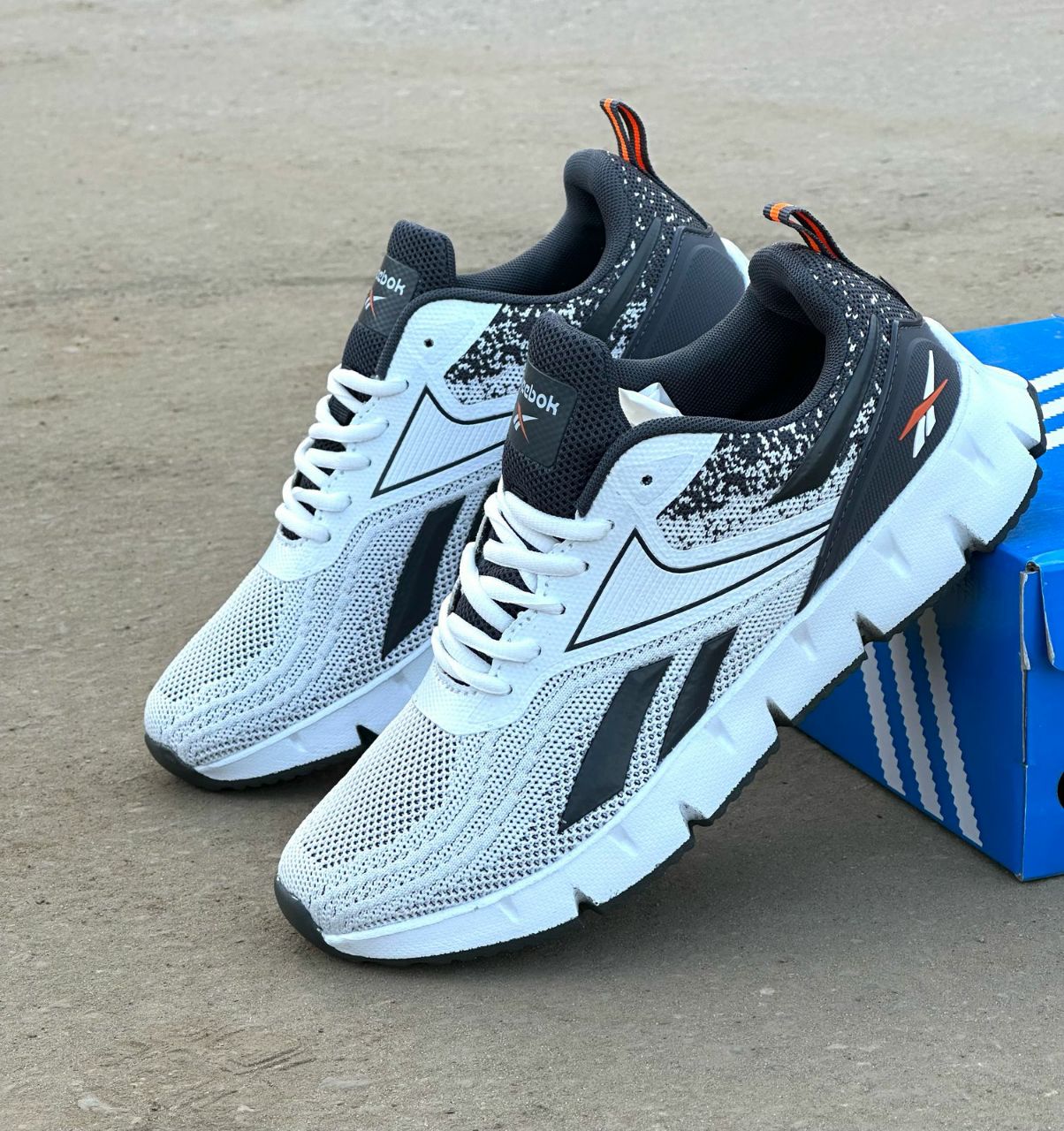 фото весенние мужские кроссовки оптом с доставкой