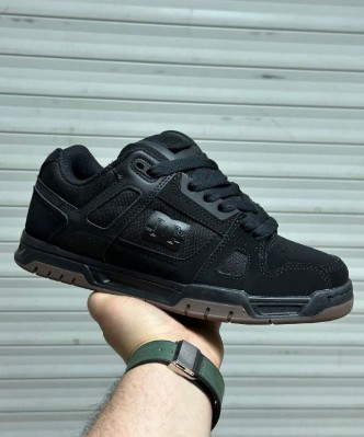 фото весенние мужские кроссовки оптом с доставкой