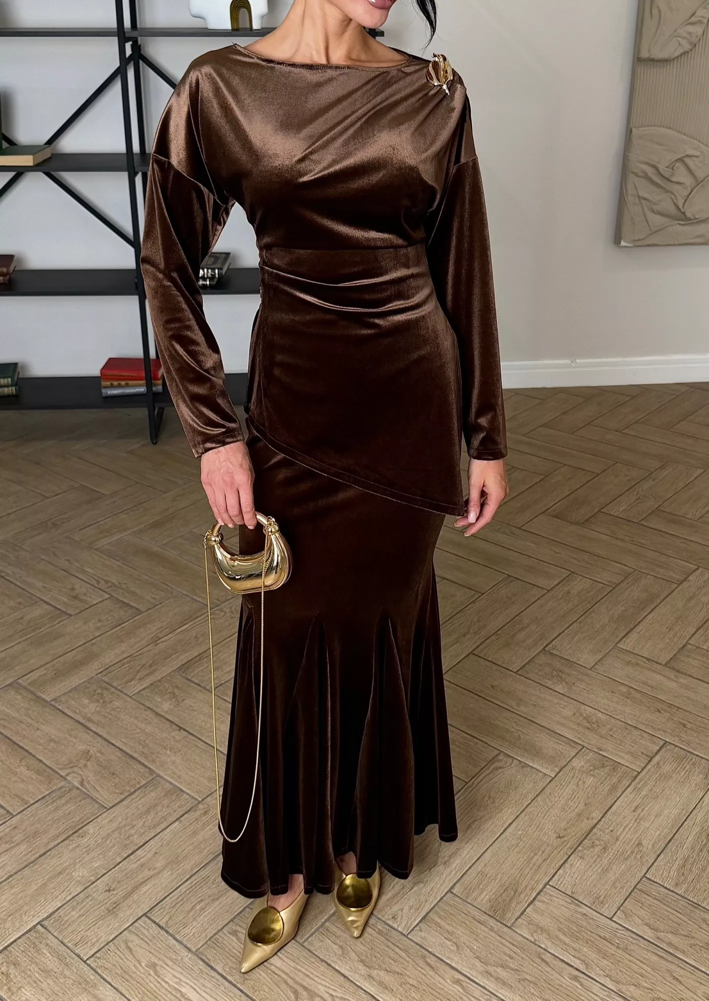 картинка Комплект из бархата: кофта и юбка, коричневый цвет от магазина Одежда+