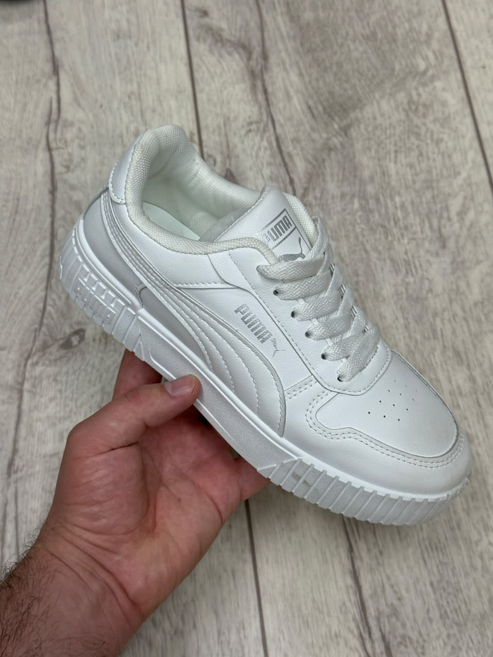 фото мужские белые кроссовки puma 555819 оптом