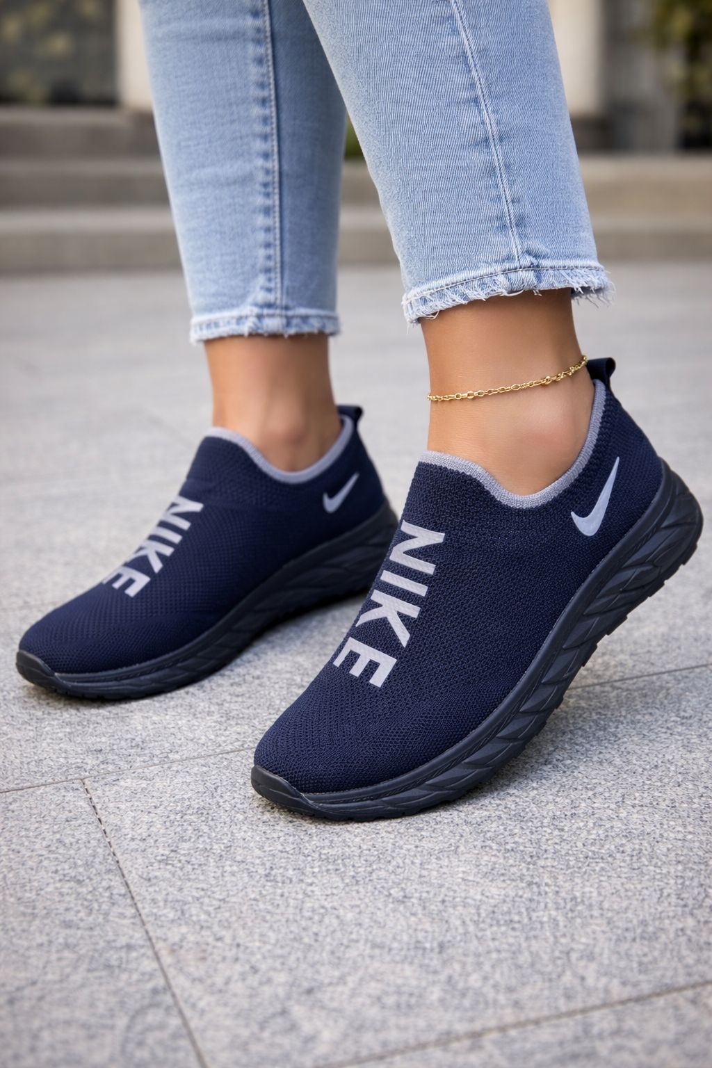 фото весенние женские кроссовки оптом