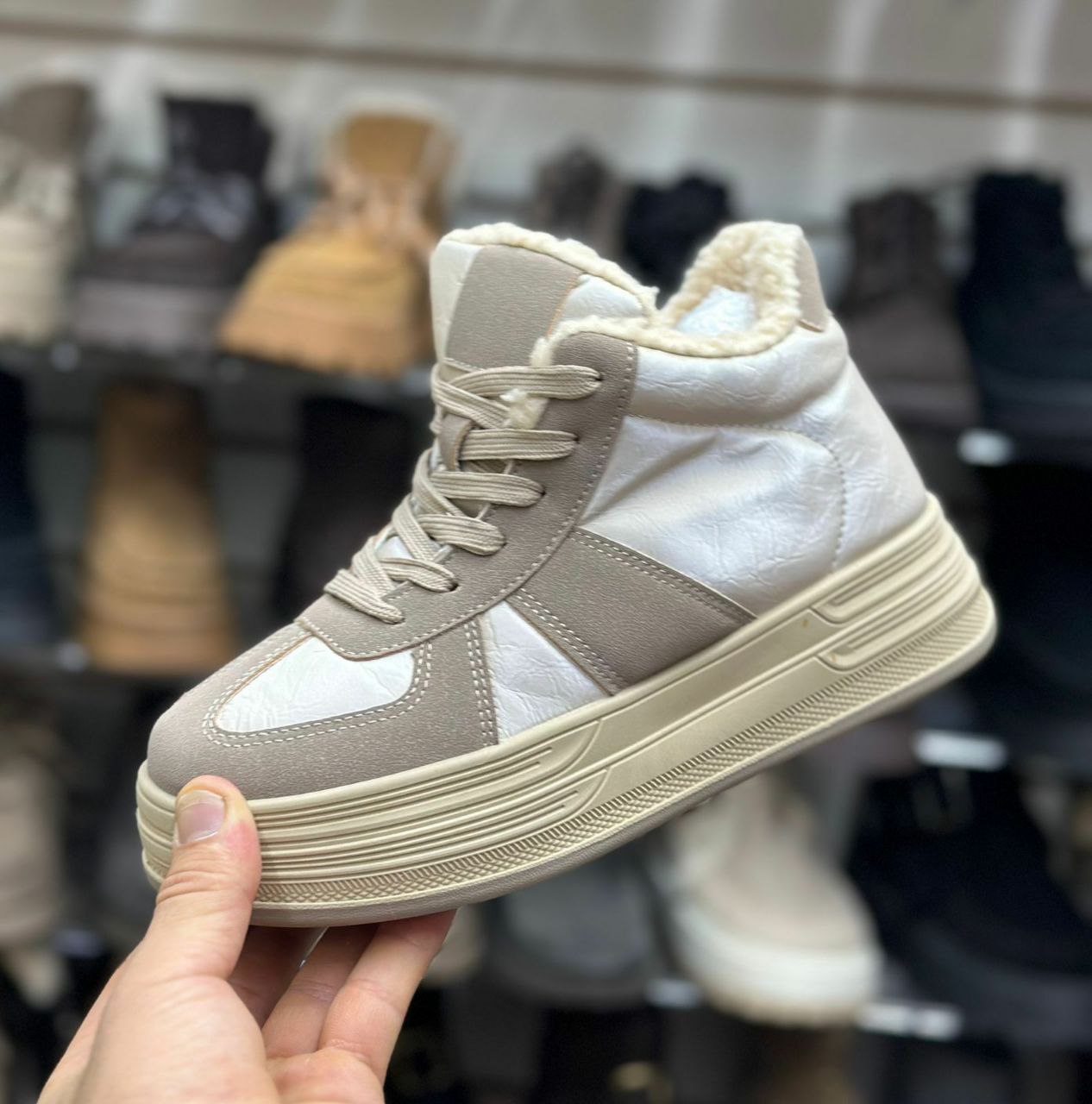 фото зимние женские кроссовки оптом с доставкой