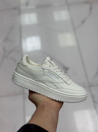 фото весенние женские кроссовки оптом