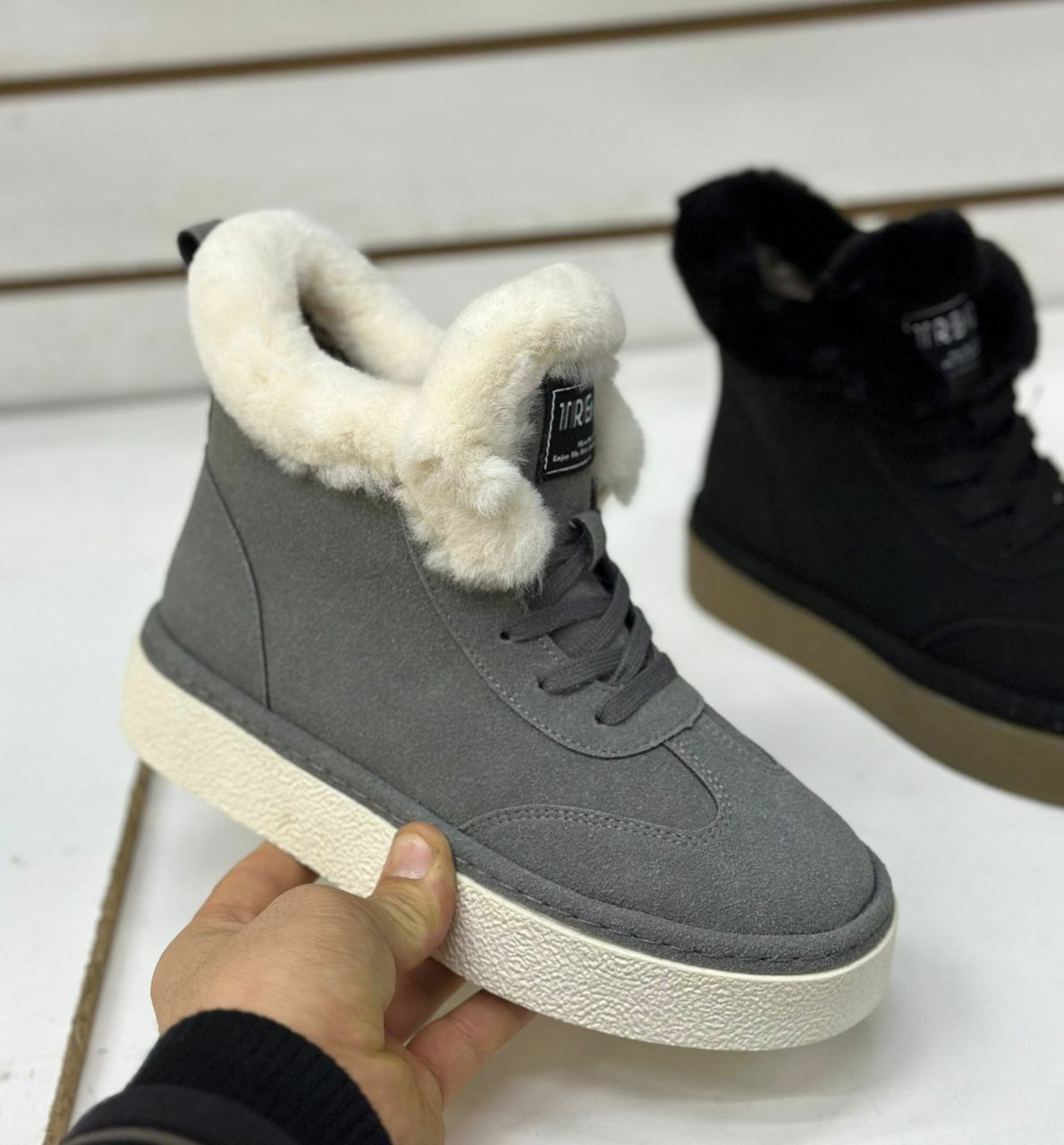 фото зимние женские кроссовки оптом с доставкой