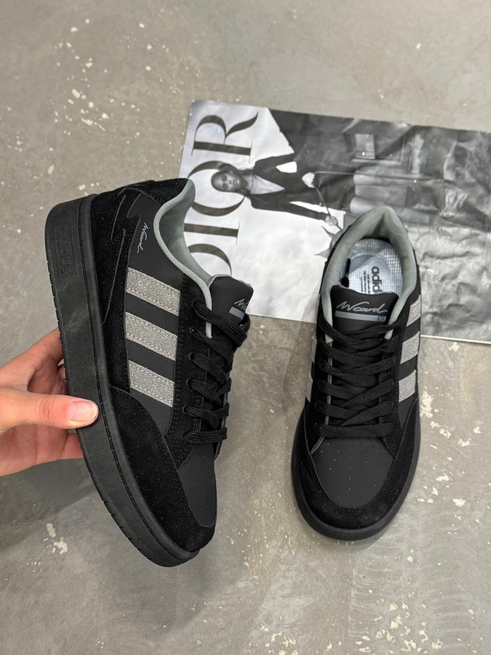 фото весенние женские кроссовки оптом