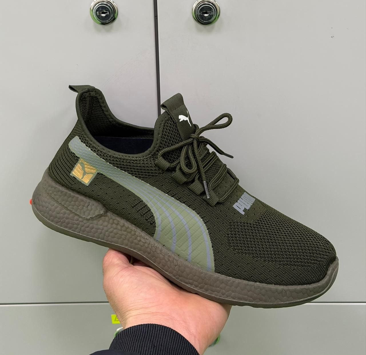 фото весенние мужские кроссовки оптом с доставкой