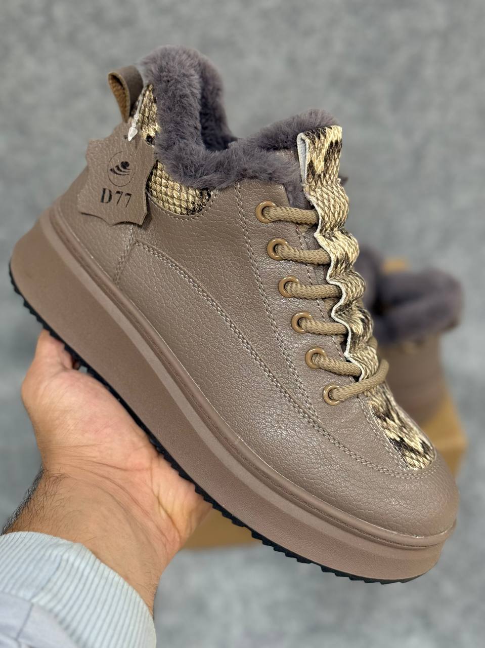 фото зимние женские кроссовки оптом с доставкой