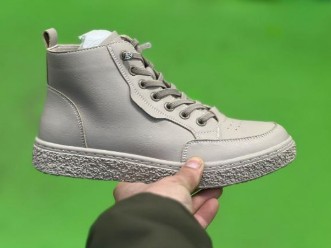 фото весенние женские кроссовки оптом