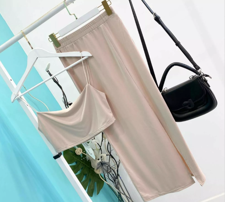 картинка Костюм двойка без выбора от магазина Одежда+