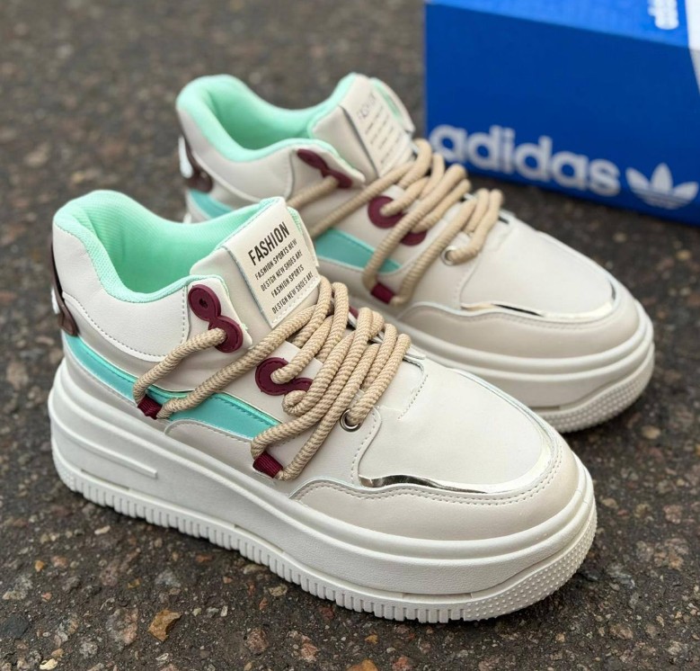 фото весенние женские кроссовки оптом