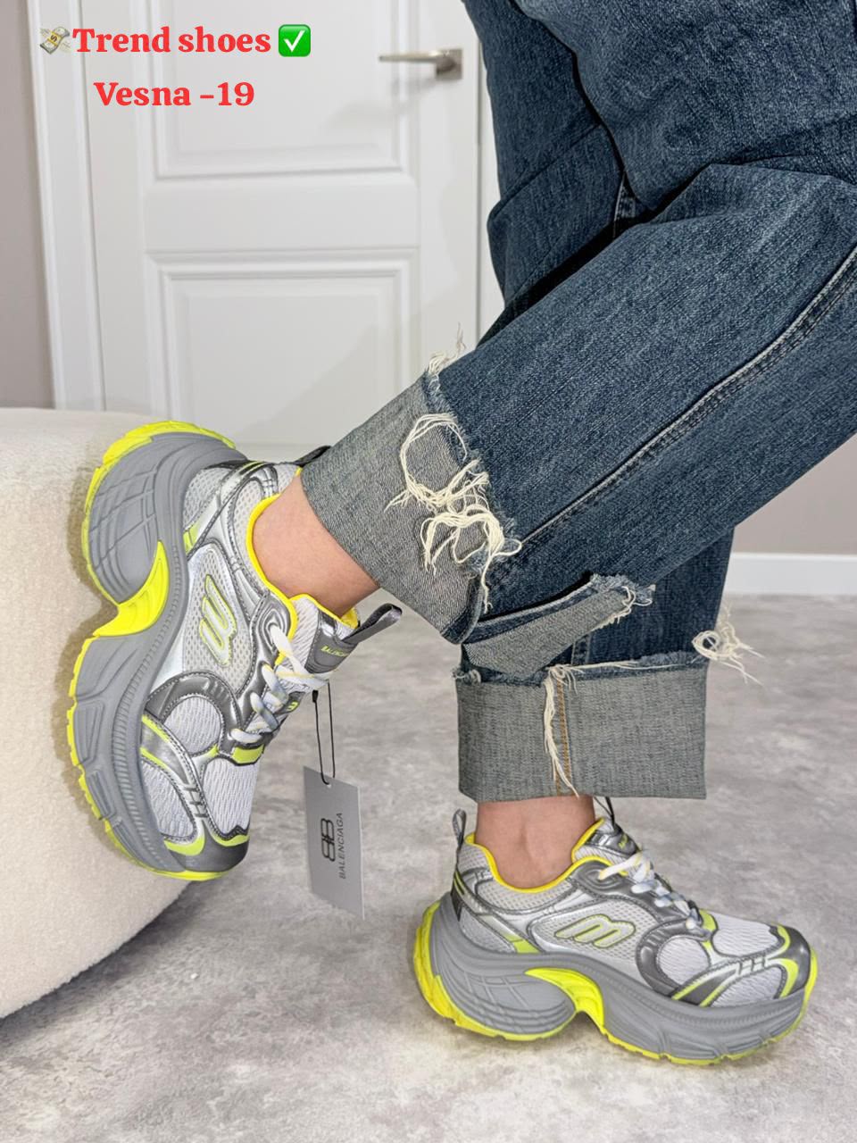 фото женские весенние кроссовки balenciaga 264580 оптом