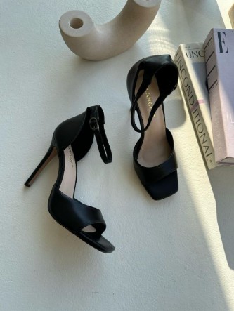 фото весенние женские босоножки оптом