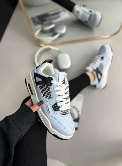 фото весенние женские кроссовки оптом