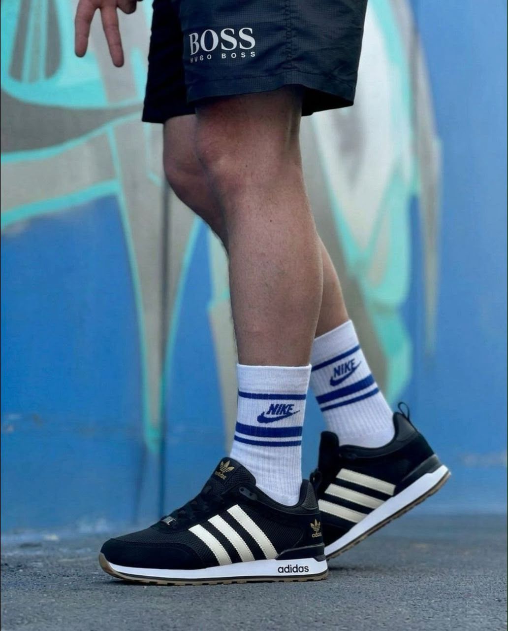 фото мужские осенние кроссовки adidas 154038 оптом