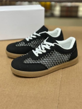 фото весенние женские кеды оптом