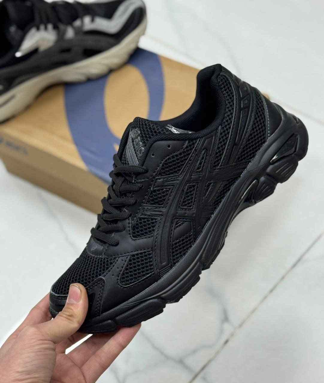 фото весенние мужские кроссовки оптом с доставкой