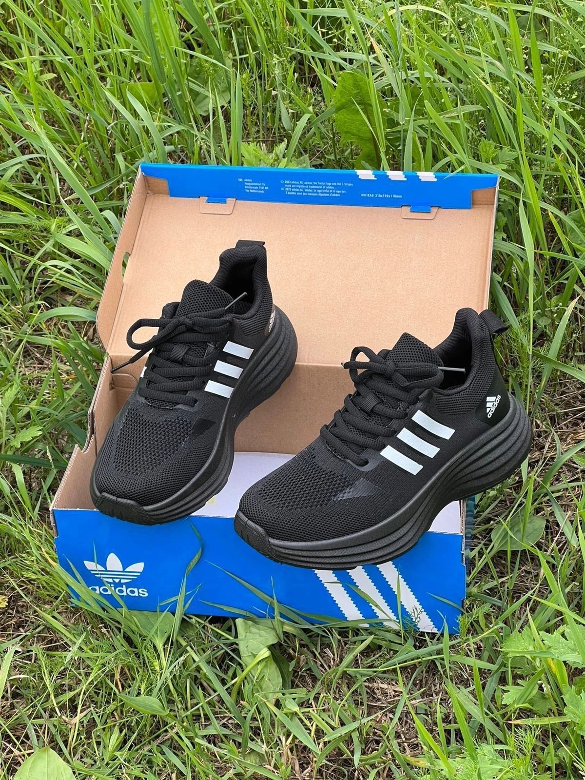 фото мужские черные кроссовки adidas 272203 оптом