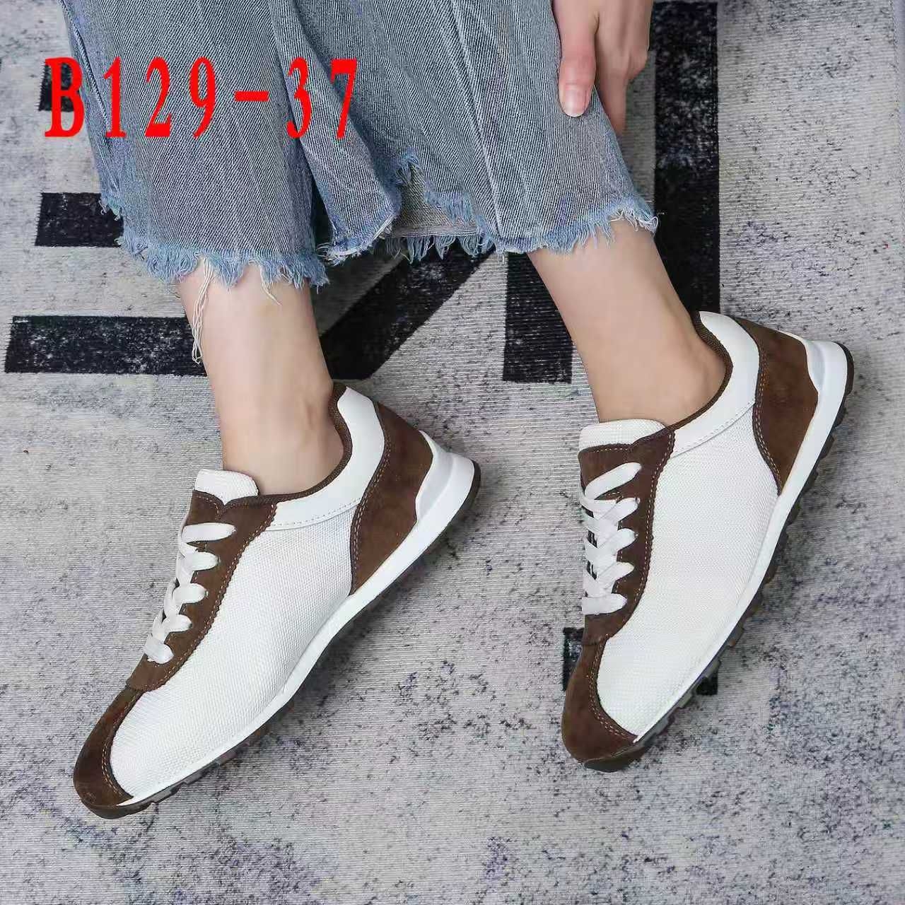 фото весенние женские кроссовки оптом