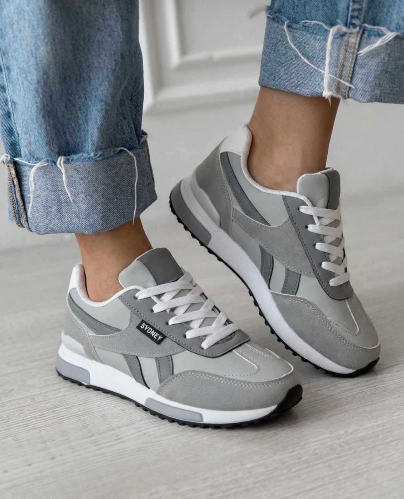 фото Женские осенние кроссовки 908236 оптом на лето для мужчин