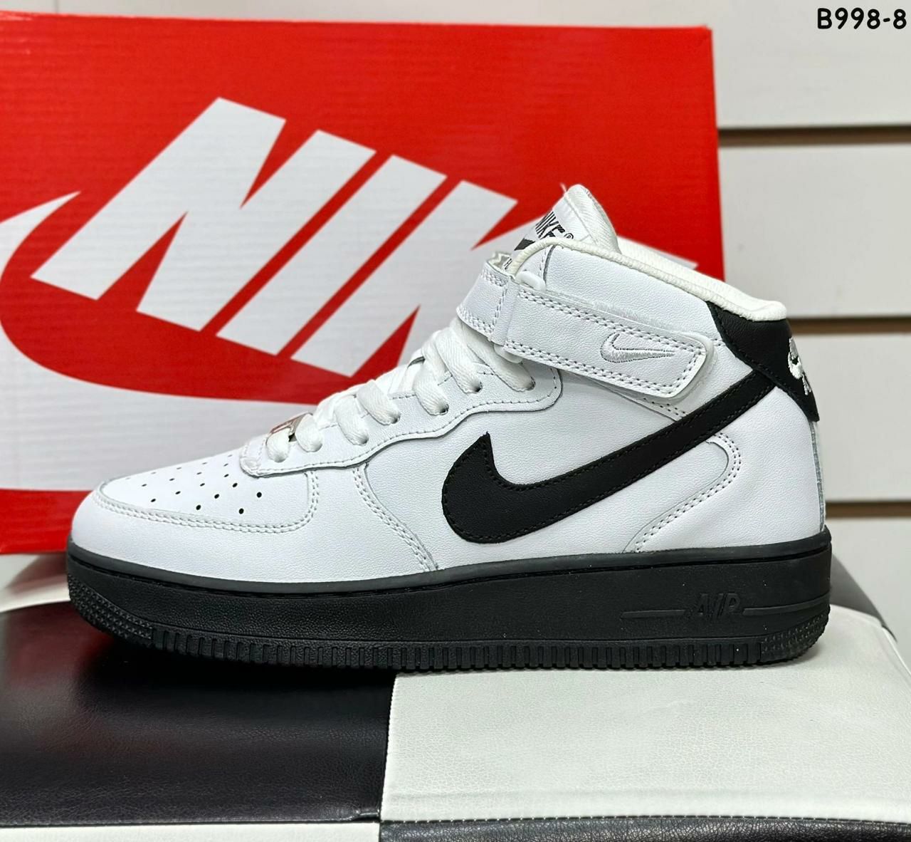 фото весенние женские кроссовки оптом