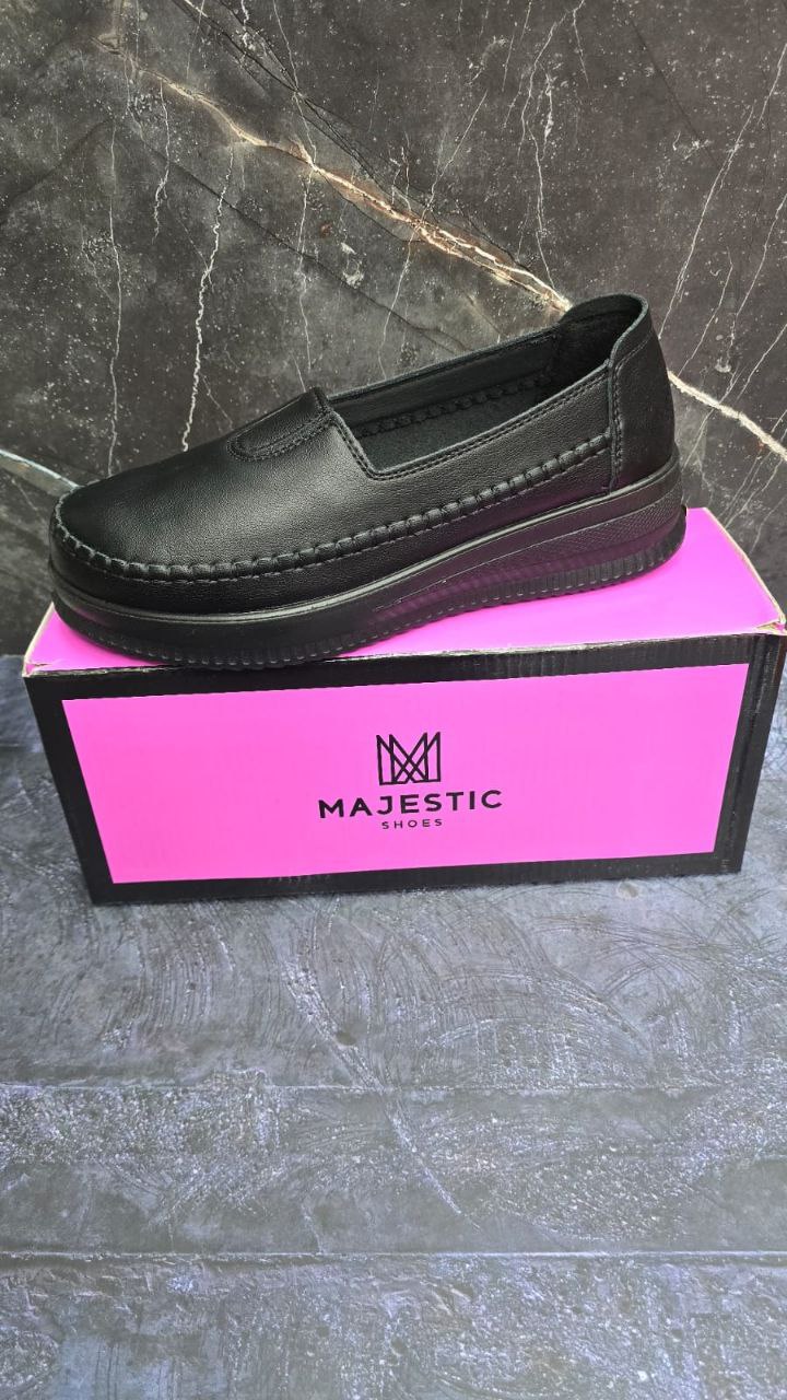 фото весенние женские кроссовки оптом