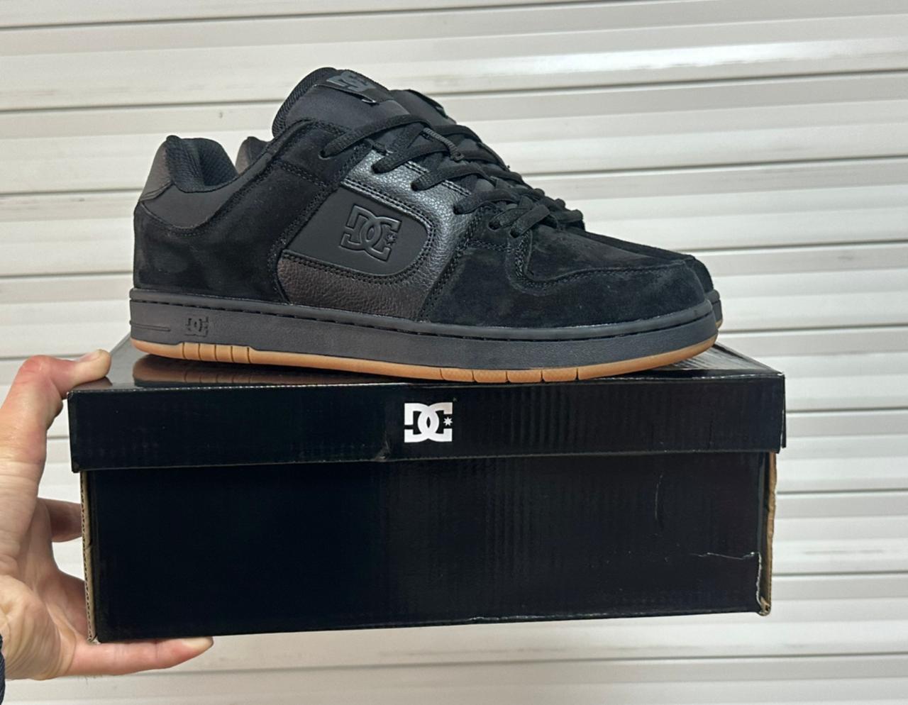 фото мужские осенние кроссовки dc shoes 243159 оптом