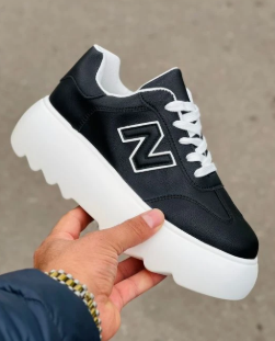 фото весенние женские кроссовки оптом