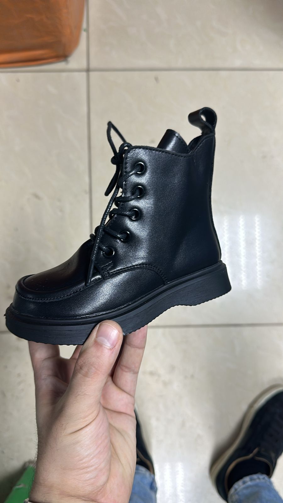 фото весенние сапоги для девочек оптом