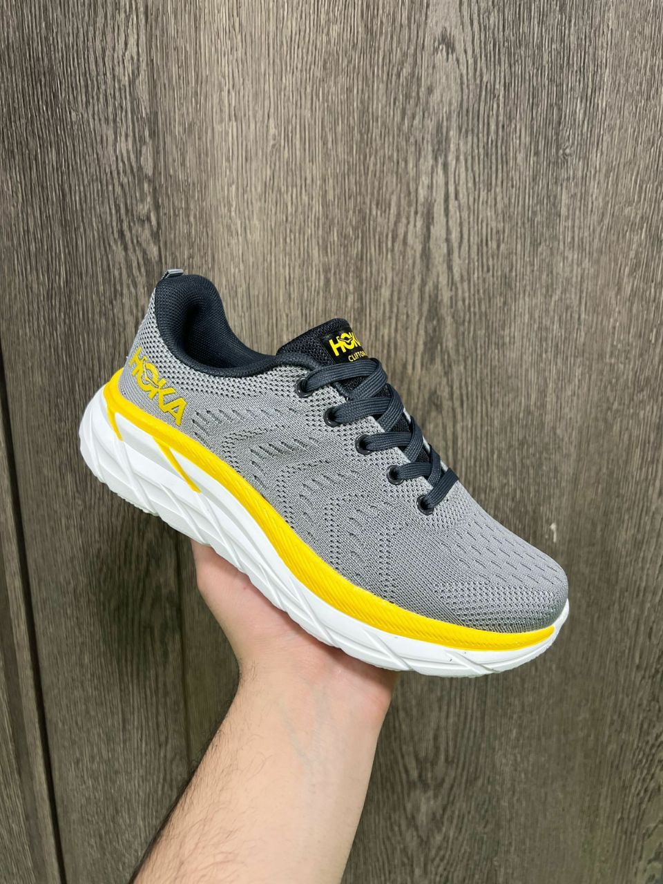 фото весенние женские кроссовки оптом