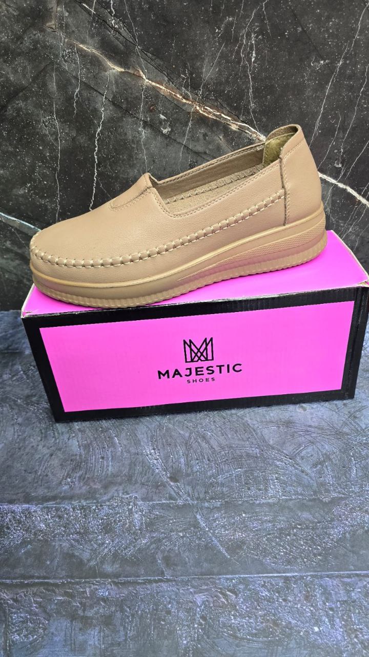 фото весенние женские кроссовки великаны оптом