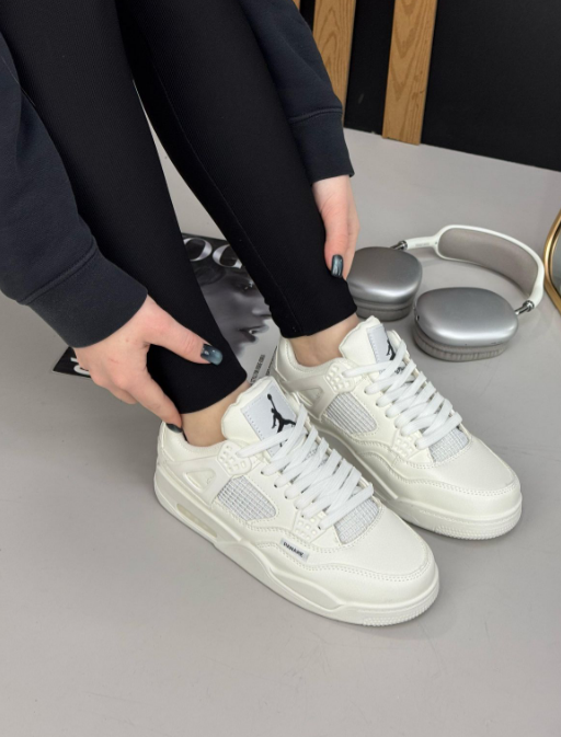 фото весенние женские кроссовки оптом