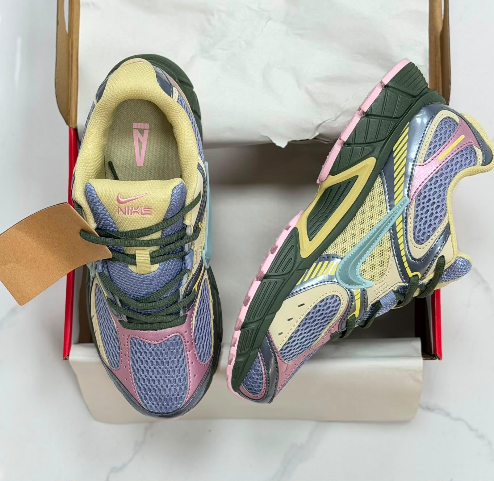 фото Женские весенние кроссовки Nike Air Max с ярким дизайном 839235 оптом с доставкой