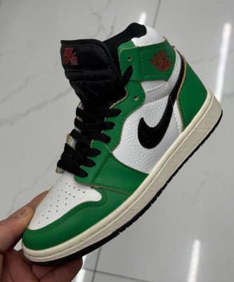 фото весенние женские кроссовки оптом