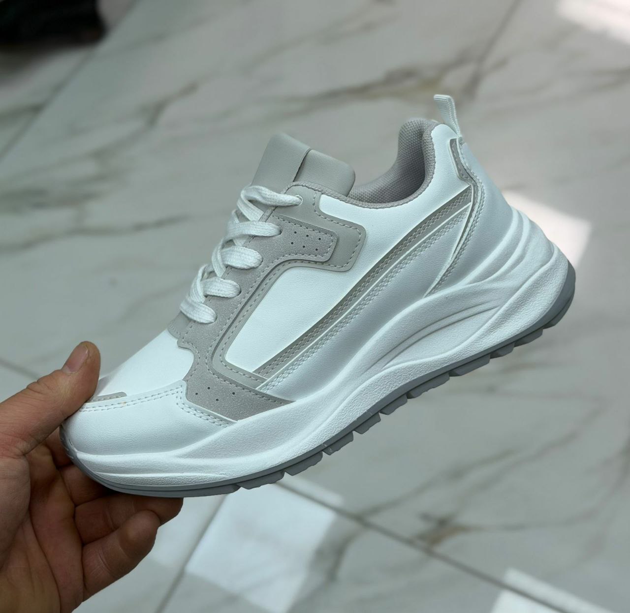 фото осенние женские кроссовки опт в России