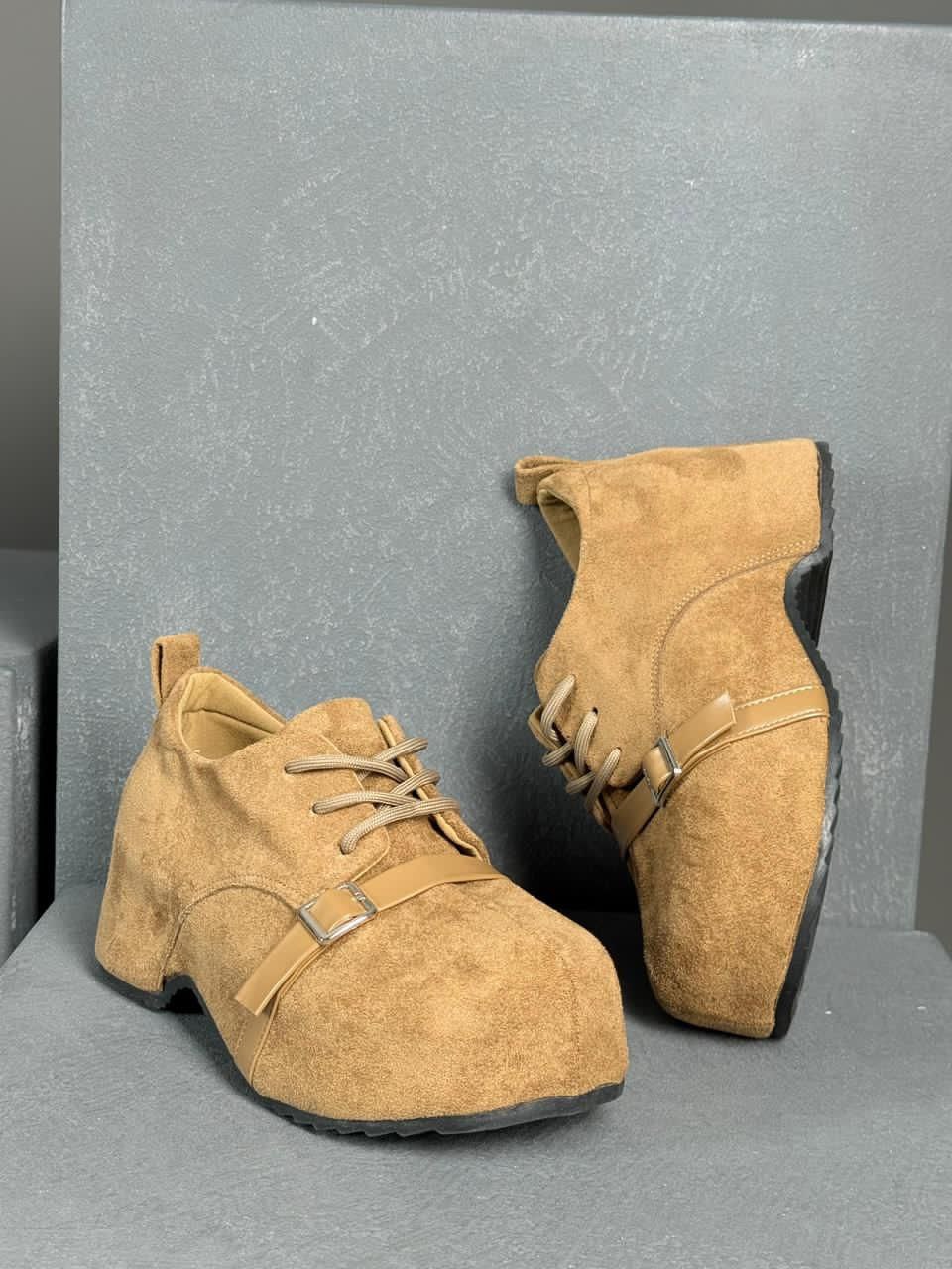 фото весенние женские ботинки оптом