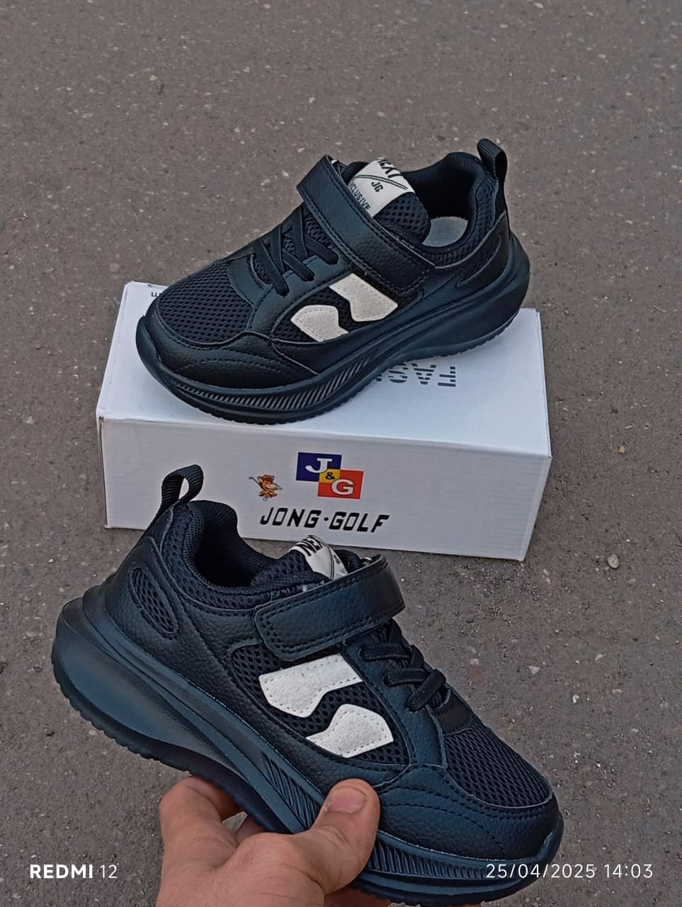 фото весенние кроссовки для мальчиков оптом