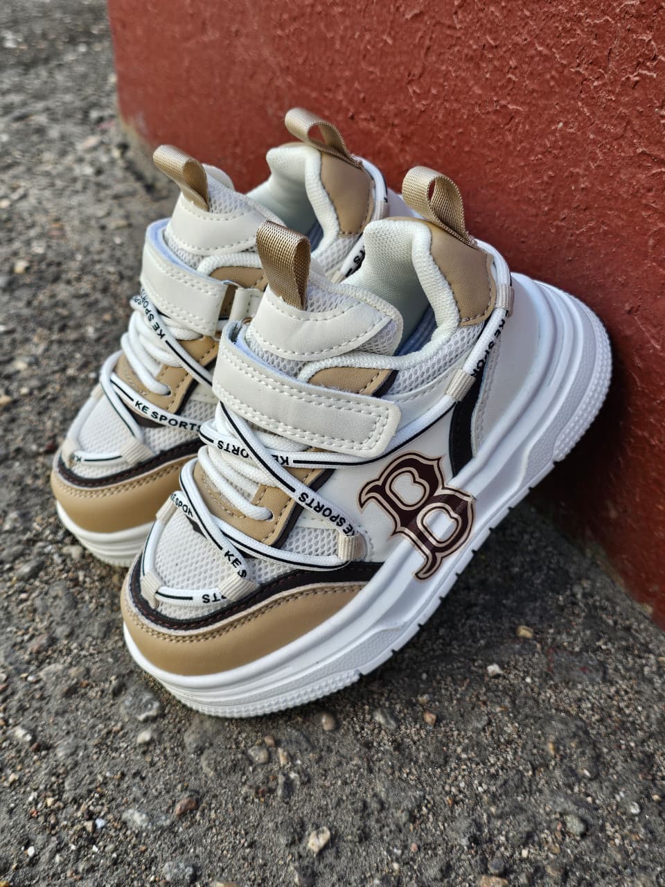 фото весенние кроссовки для мальчиков оптом