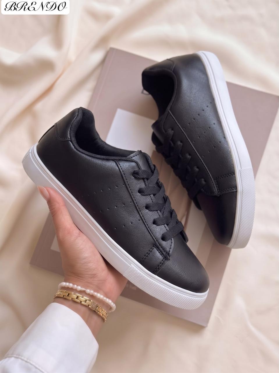 фото женские черные sneakers 100160 оптом