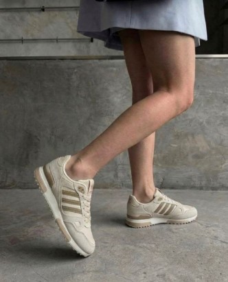 фото весенние женские кроссовки оптом