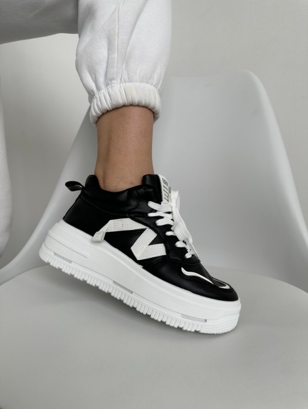 фото осенние женские кроссовки опт в России