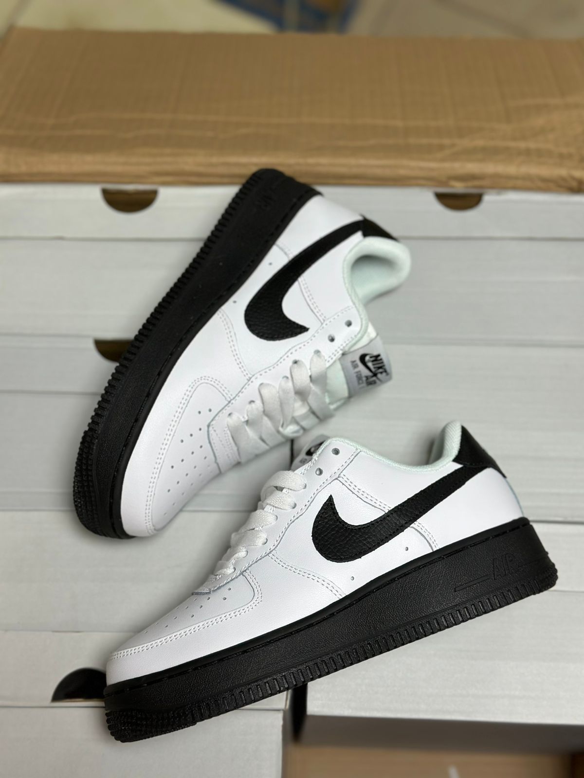 фото мужские белые кроссовки nike air force 317714 оптом