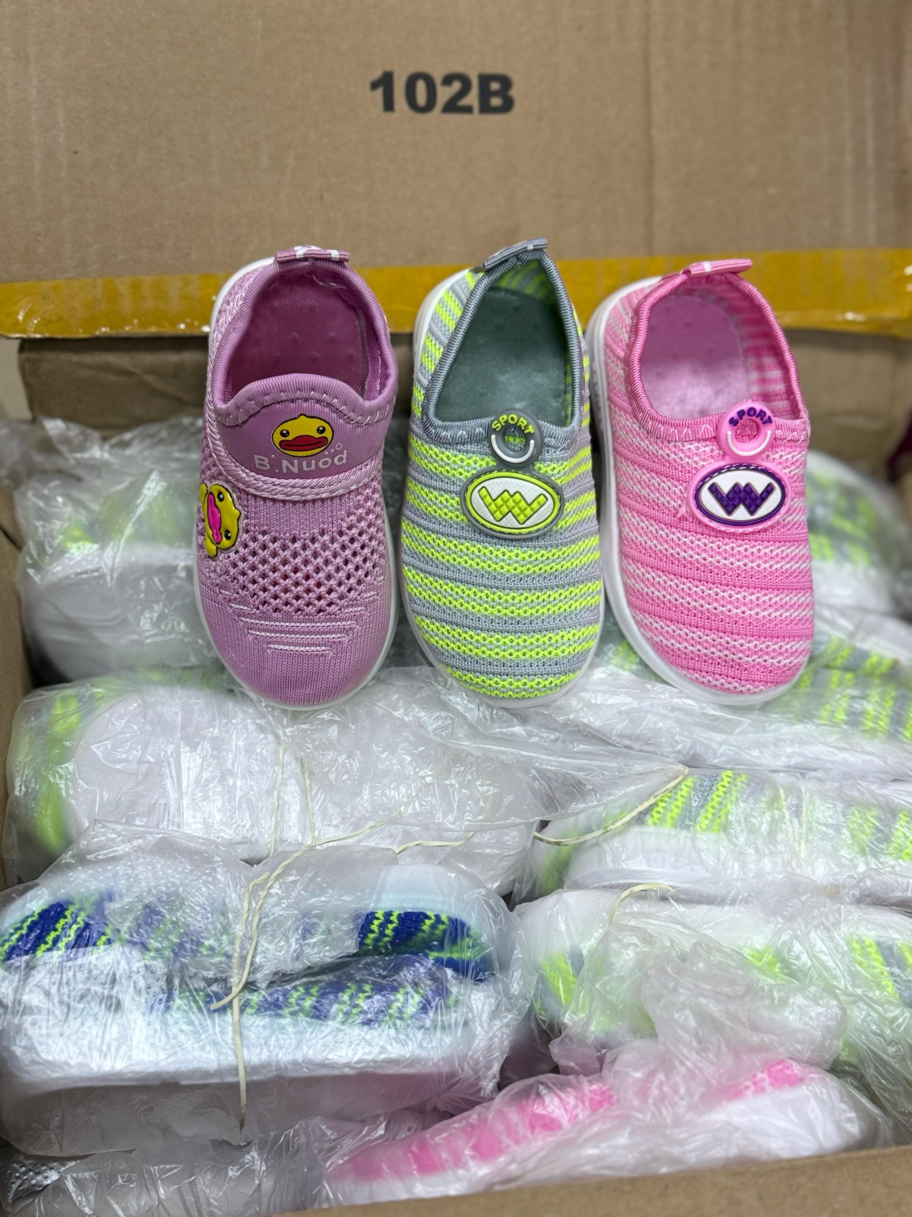 фото весенние кроссовки для девочек оптом