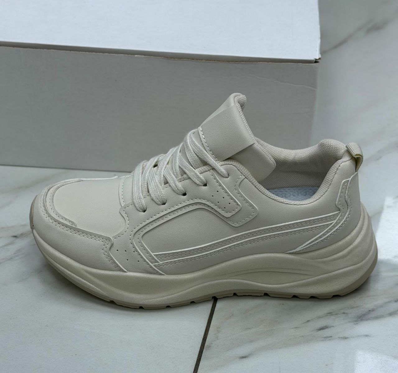 фото осенние женские кроссовки опт в России