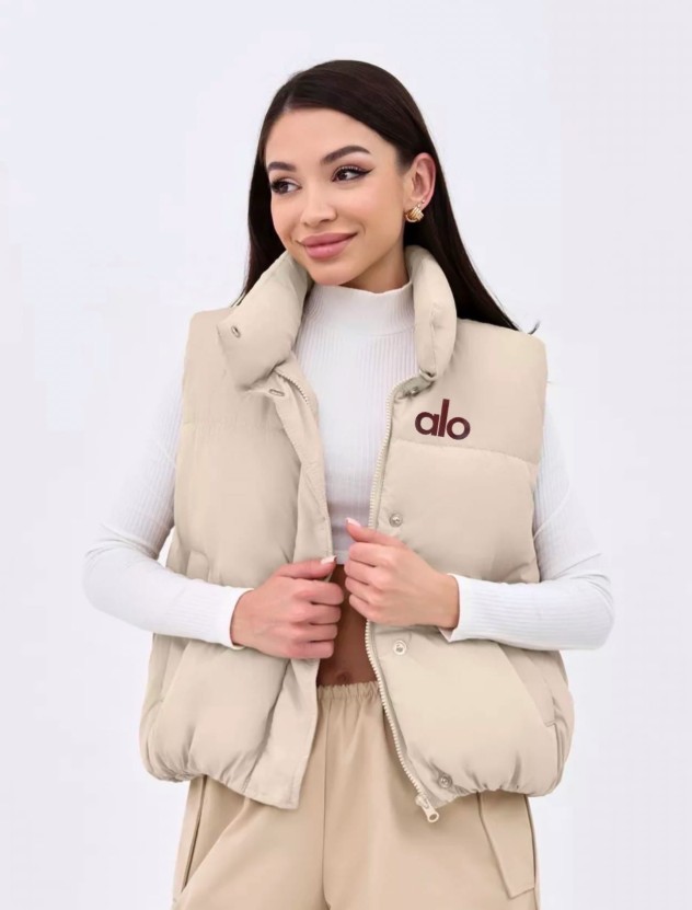 картинка Жилет от магазина Одежда+