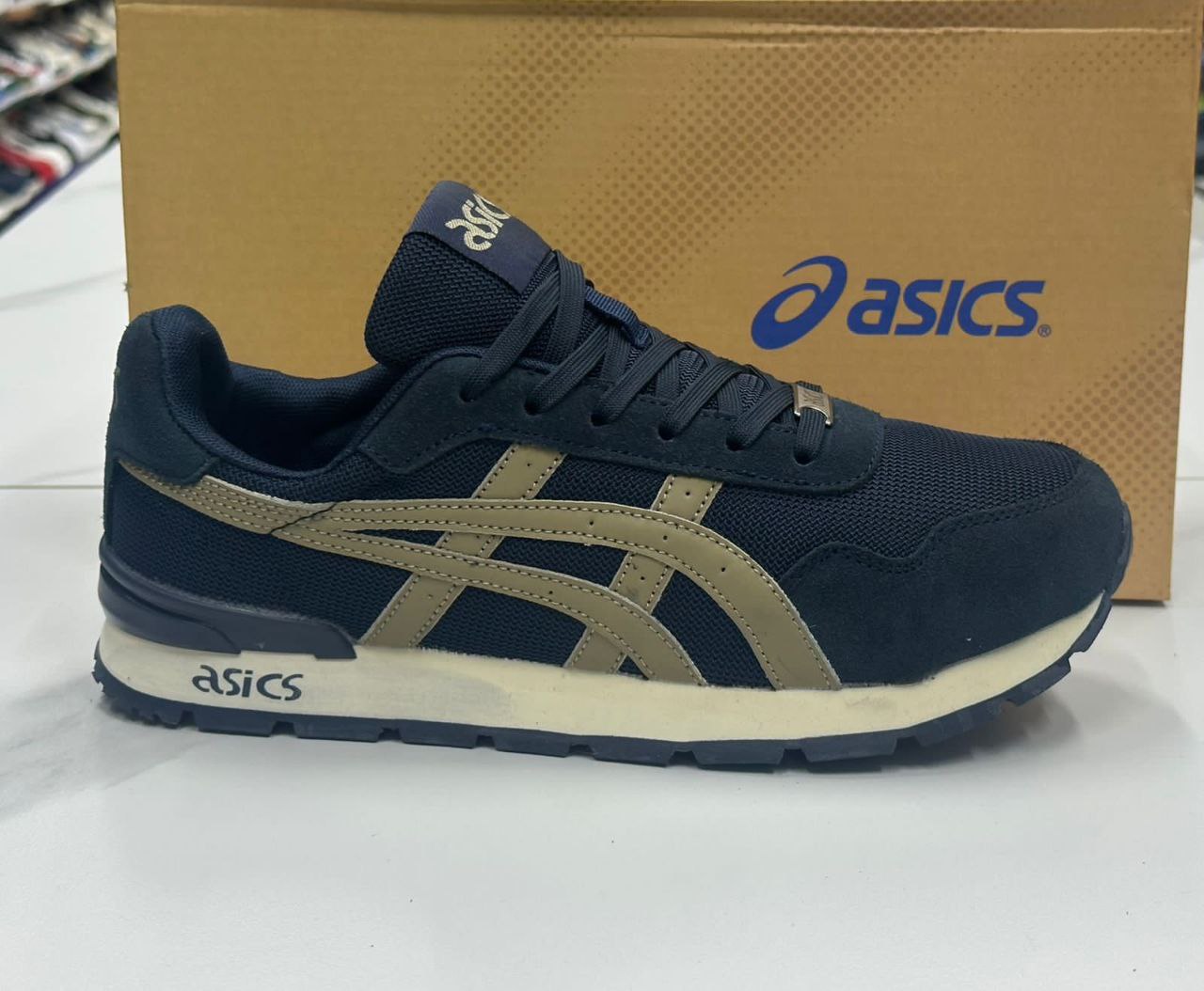 фото весенние мужские кроссовки оптом с доставкой