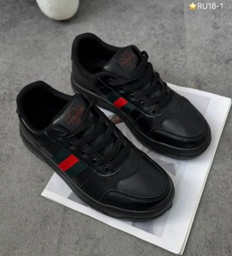 фото весенние женские кроссовки оптом