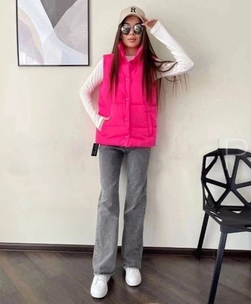 картинка Утеплённый жилет ярко-розового цвета от магазина Одежда+