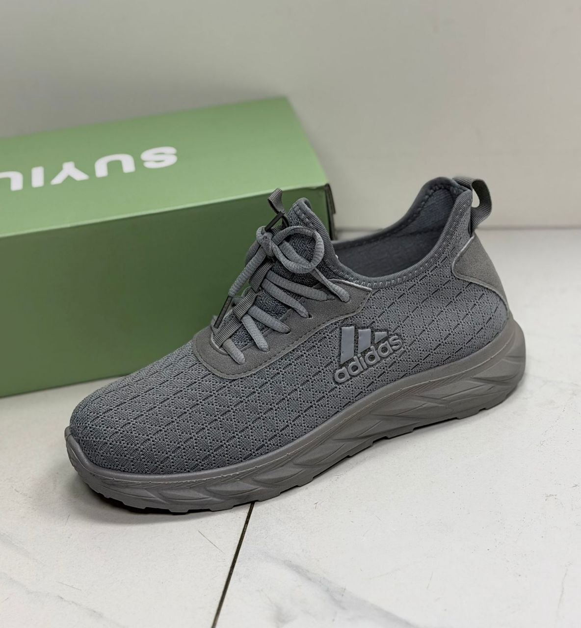 фото весенние мужские кроссовки оптом с доставкой