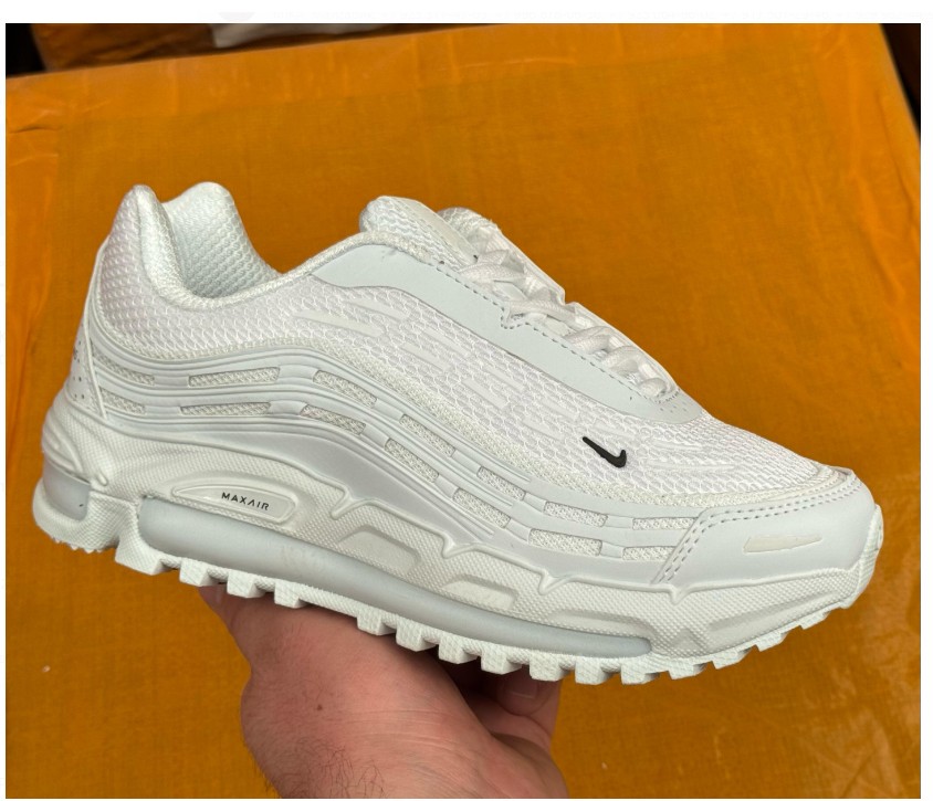 фото весенние женские кроссовки оптом